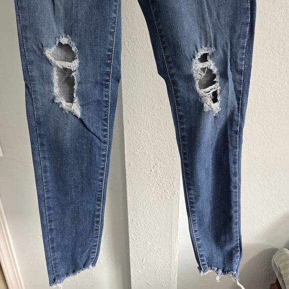 Levi's Distressed Skinny Jeans in Blue - Picture 3 of 7